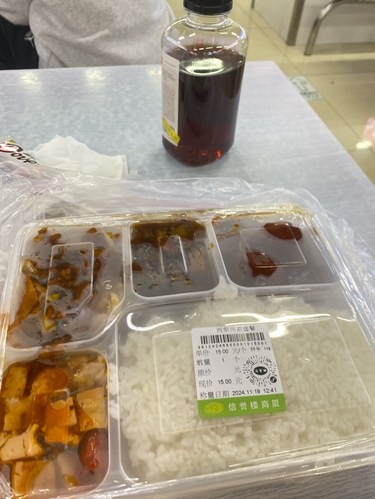 不是大餐吃不起，盒饭更有性价比[爱吃][爱吃]