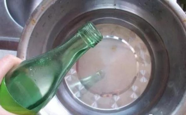 擦玻璃，别再用“报纸”擦！教你一绝招