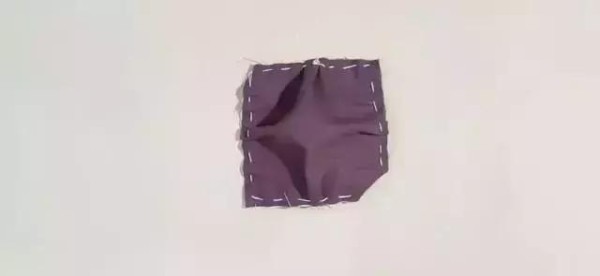 旧衣服改造坐垫，不比买的差哦，附详图教程