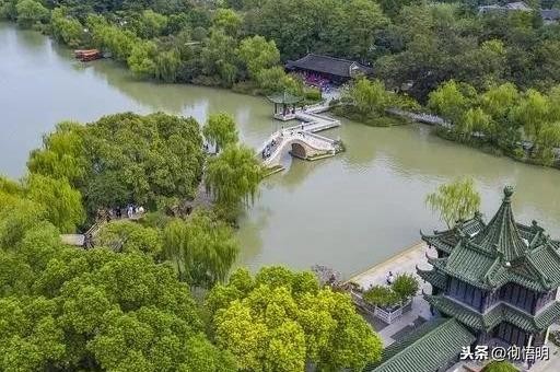 中国这4个宜居城市，最适合退休后的生活，温暖舒适，景色迷人