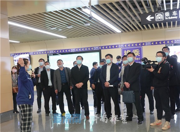 为市民出行提供舒适便捷公共交通服务 市政协围绕“加快省会经济圈一体化发展”现场商量