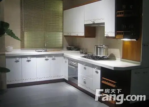 厨房地柜用什么材料好~!@ 厨房地柜清洗方法