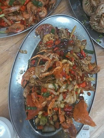 "穷游当然不会预定星级酒店啦，选择公交出行应该是所有交通方式中最方便和最便宜的出行工具吧_白云国际机场"的评论图片