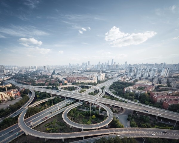 2050年的智能出行会是什么样?看未来的交通基础设施变化!