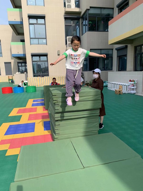 7c99909d4e2548b1a5aab43a4e2c6ca5.jpg