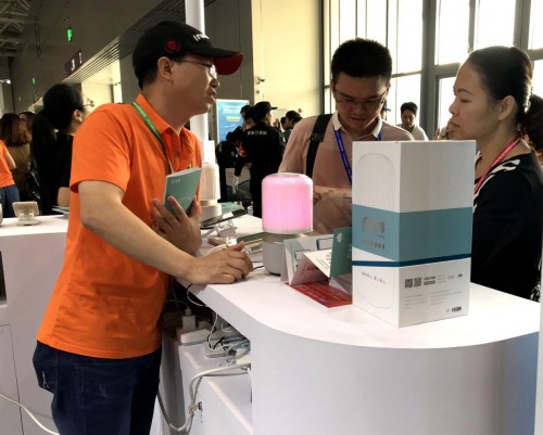 2019聪明的宜休新品发布，助力睡眠健康，为爱赋能