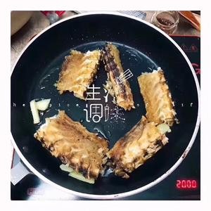 鳕鱼骨补钙汤---全家补钙必备的做法 步骤1
