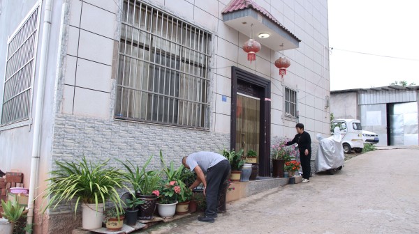 健康家庭丨代俊龙：养成良好习惯 培育健康生活3.JPG