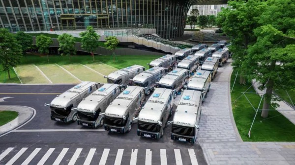 宇通自动驾驶环卫车，解锁环卫作业新未来