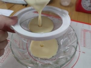 黄桃千层蛋糕的做法 步骤5