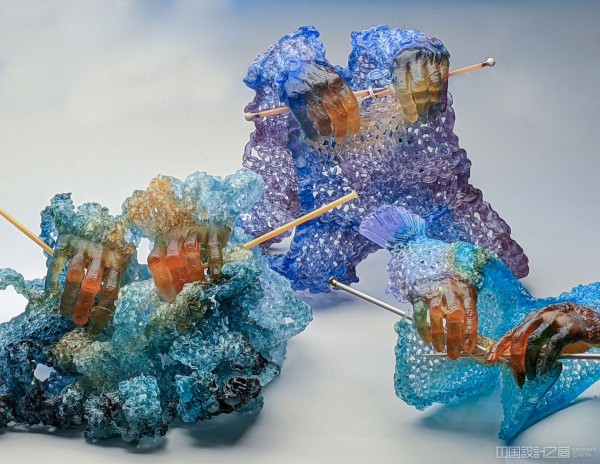 Knitted Glass Sculptures by Carol Milne