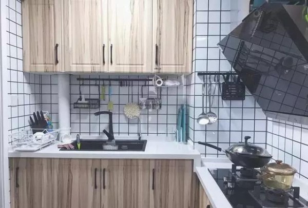 超多款小厨房橱柜设计图 款款都是经典_13
