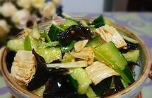 腐竹木耳拌黄瓜