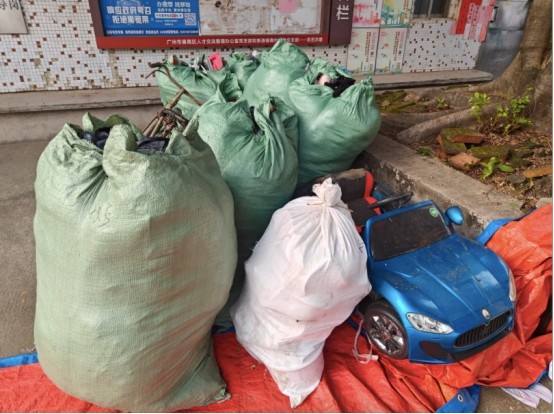 践行分类助环保 旧物回收换礼品番禺区新造镇举办垃圾分类宣传活动