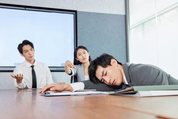 同伴支持:培养积极心态和有效应对的技能训练 图1