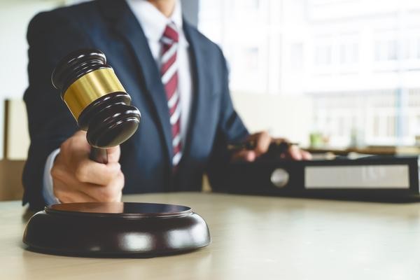 《婚姻家庭教育文章范文大全：幸福家庭的秘诀与智慧》图1