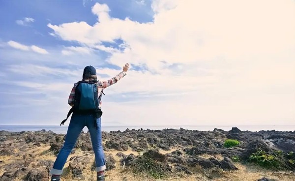 建议大家：外出旅行时！尽量学会“7要带”，让旅途开心少受罪