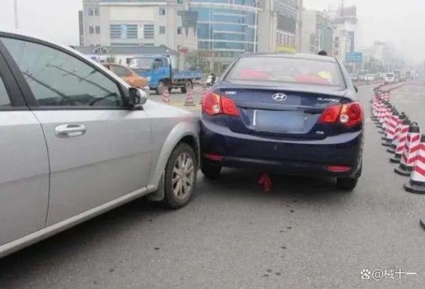 “超车看车头，会车看车尾”是啥意思？交警：车主必备的驾驶知识-有驾