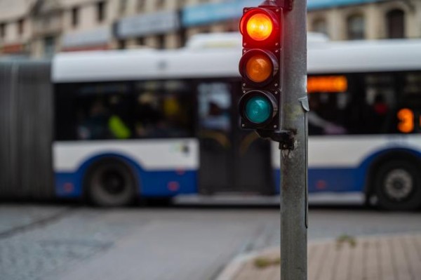 普法宣传｜这些道路交通安全知识你一定要知道！-有驾