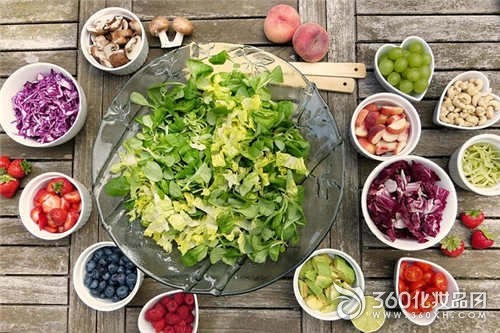 salad-2756467_640