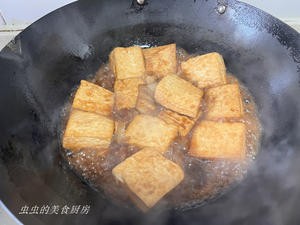 豪气冲天:生蚝焖豆腐的做法 步骤7