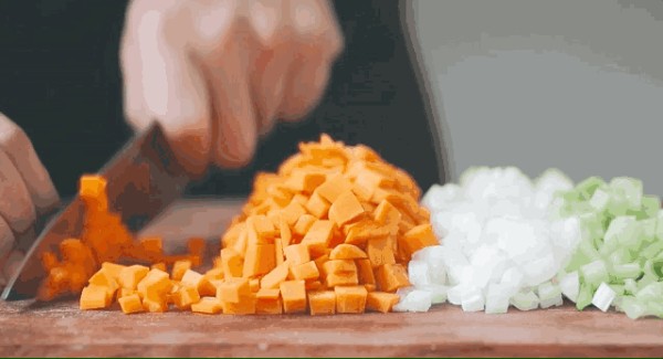 纳尼？日本人用这个磨刀？10秒削铁如泥！