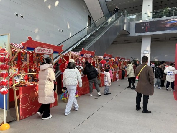 在日照，用艺术解锁”新年味”