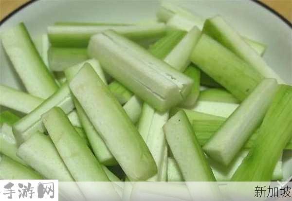 丝瓜精选视频卐：如何挑选和烹饪丝瓜？实用技巧分享