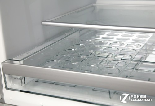 零度保鲜再升级 西门子三开门冰箱评测 
