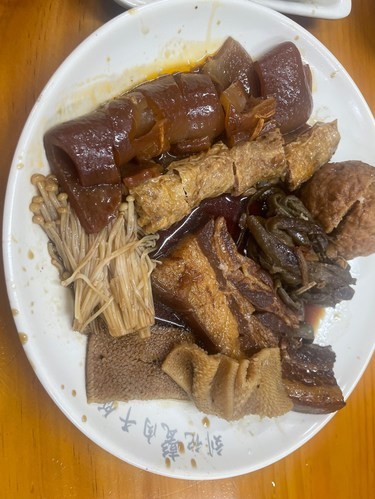 鞍山 巴子肉！东坡肉！