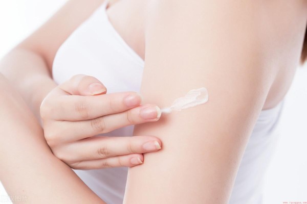 身体乳的作用及正确使用方法