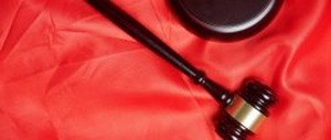 服务员擅自开门女客酒店遭奸杀谁之过?