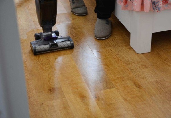 真正的智能产品是什么样？吉米X8速干洗地机：吸、拖、洗一体