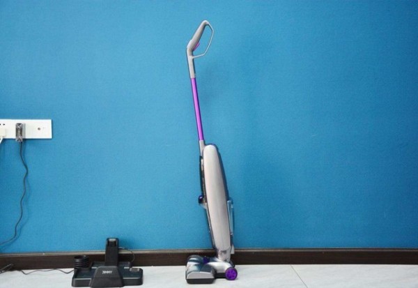 真正的智能产品是什么样？吉米X8速干洗地机：吸、拖、洗一体