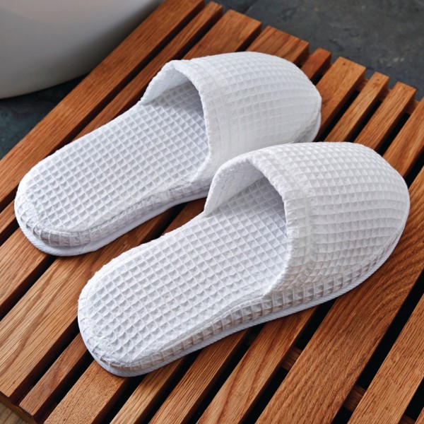 LUXURY WAFFLE WEAVE SLIPPERS King of Cotton 現代浴室設計點子、靈感&圖片 棉 Red 布織品與配件
