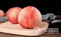 洗桃子不要只用清水,加点“它”桃毛自己脱落