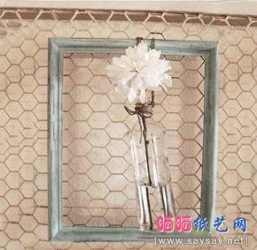 旧玻璃瓶制作非常漂亮的装饰墙完成效果图-m.saybb.net