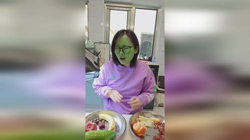 薯条+黄瓜=北京烤鸭？这些神仙搭配让食材当场叛变，食物测评！