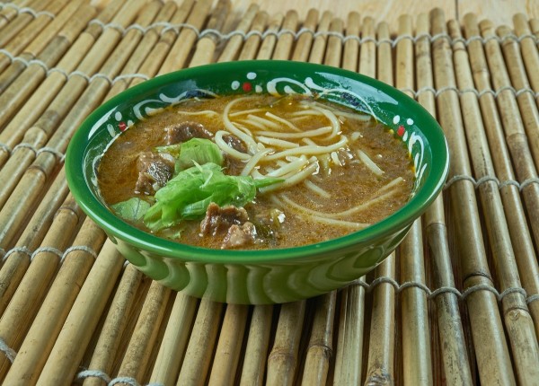 Sop Saudara，經典的望加錫菜餚