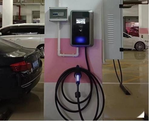 “新能源汽车”充电的“3”种解决方案！-有驾