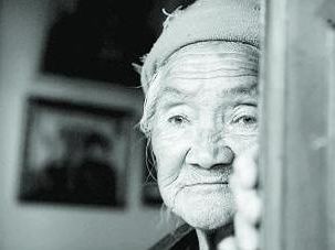 空巢老人如何关爱心理健康