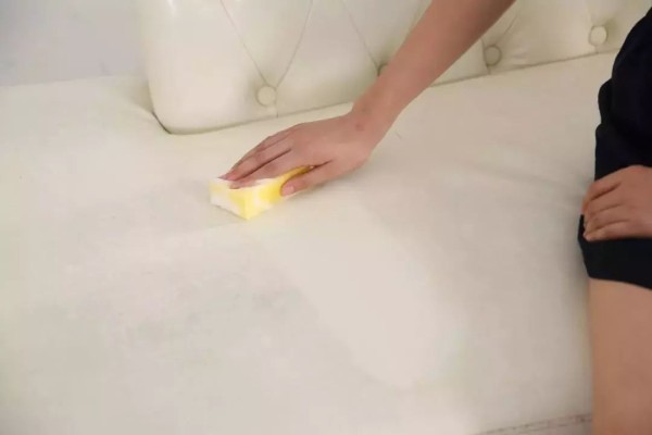 家具污渍清理小妙招 如何进行家居污渍清理才干净