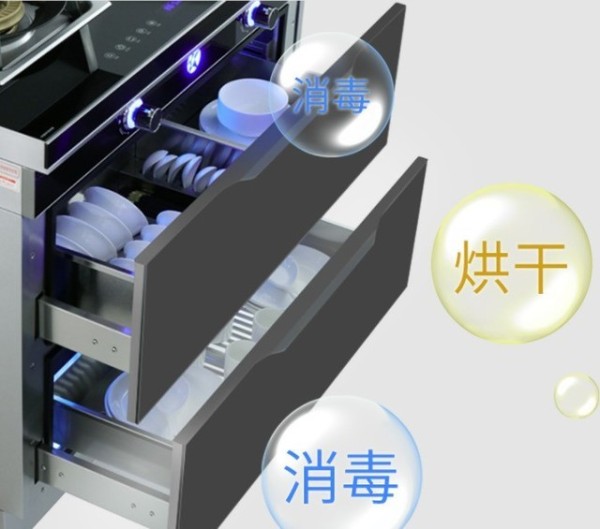 科技改善厨房生活，蓝炬星集成灶为爱消毒 