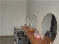 美发店椅子,镜面,有需要的吗