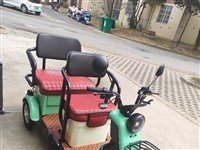 基本**的电动三轮车出售,电池是72v22an的