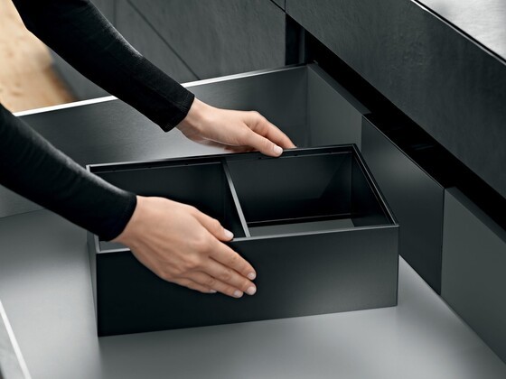 Blum_AMB0018_AA_FOT_FO_BAU_#SALL_#AOF4_#V1