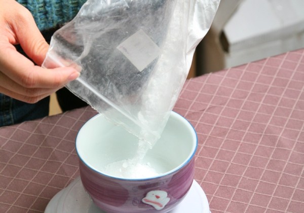 自制清洁剂配方 玻璃瓷砖都搞定