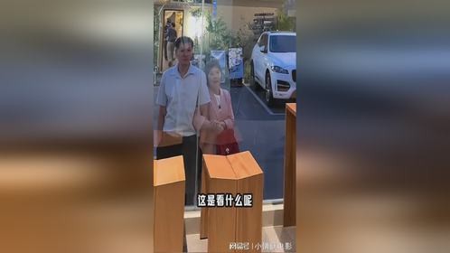 玻璃外的精彩：难得一见的直播吸引观众驻足