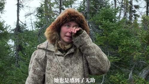 荒野独居回归版第六集，场上仅剩四名选手，皆在为食物发愁。