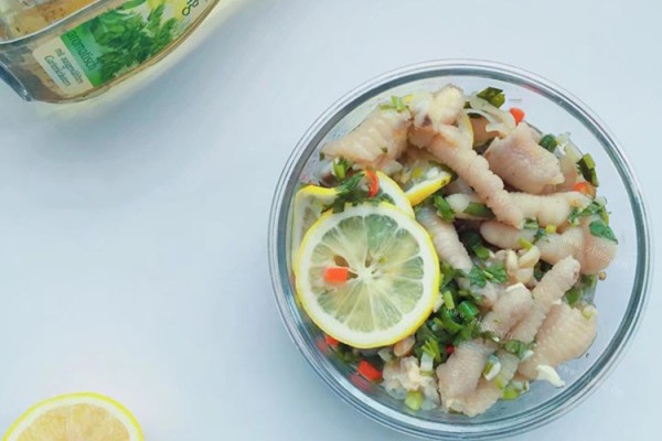酸辣鸡爪,解锁你的味觉